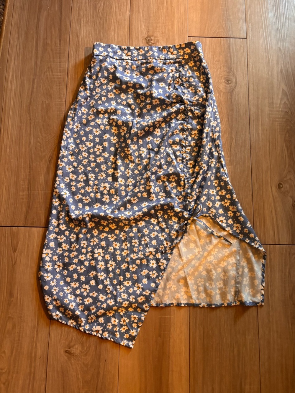 SHEIN Blue Asymmetrical Wrap Skirt with Yellow Daisy Print